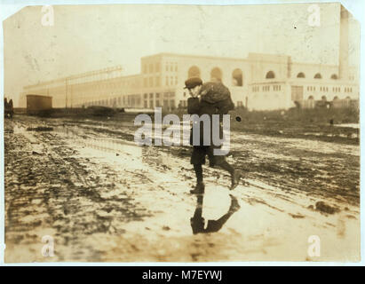 Diebstahl von Kohle von railroad Kohle-Hof. LOC 05183 nclc. Stockfoto