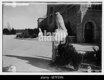 Die Regierung Haus auf Olivet. Statuen der Adler. LOC 02247 matpc. Stockfoto