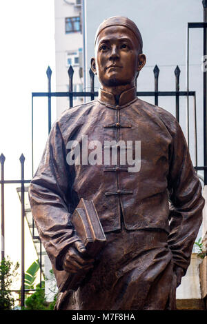 Statue von Dr. Sun Yat-sen, Revolutionär und chinesische Staatsmann, von Chu Tat-shing, Hong Kong Stockfoto