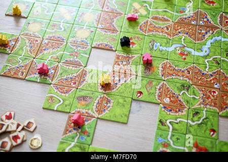 Die beliebte, moderne Brettspiel Carcassonne Stockfoto