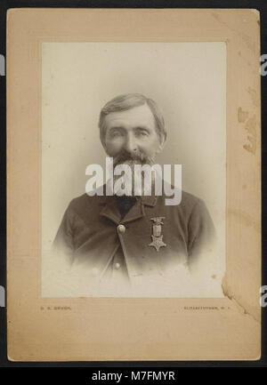 Ein Porträt eines nicht identifizierten Bürgerkriegsveteranen mit einer Medaille der Großen Armee der Republik, wahrscheinlich nach dem Krieg aufgenommen, um das Erbe von Unions-Soldaten festzuhalten. Stockfoto