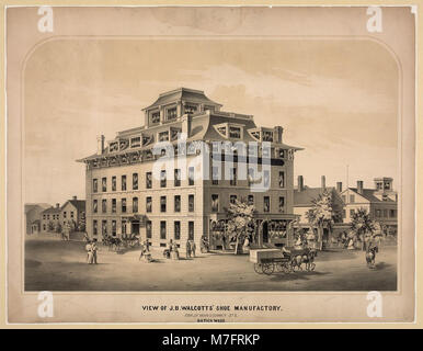 Die Ansicht zeigt die Schuhmanufaktur von J. B. Walcott, ein Industriestandort, der sich auf die Herstellung von Schuhen konzentriert. Das Bild zeigt den Umfang der Vorgänge und die handwerkliche Verarbeitung des Fertigungsprozesses. Stockfoto