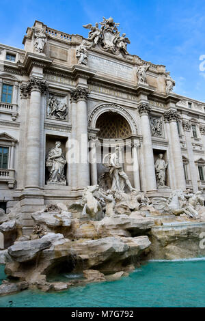 Der Trevi Brunnen (Fontana di Trevi) Rom, Italien Stockfoto