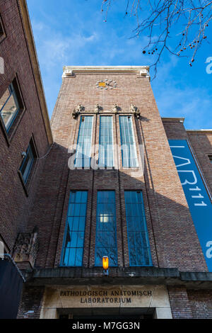 Die pathologisch-anatomisch Laboratorium der ehemaligen Wilhelmina Gasthuis (Krankenhaus) das Gebäude im Stil der Amsterdamer Schule gebaut wird. Stockfoto