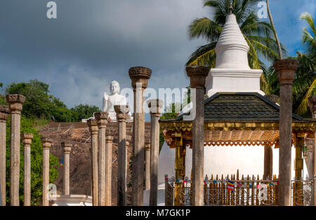 Sitzender Buddha Statue in Mihintale, Sri Lanka Stockfoto