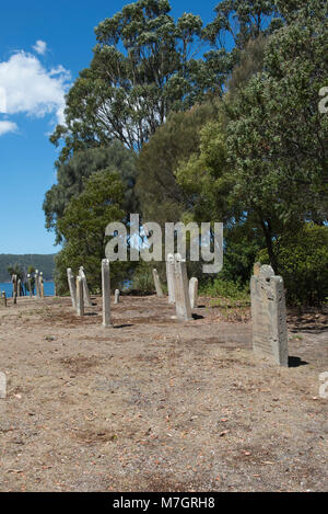 Insel der Toten auf Historische Stätte Port Arthur in Tasmanien, Australien. Rund 1100 Menschen wurden auf dem Friedhof der Siedlung begraben. Stockfoto