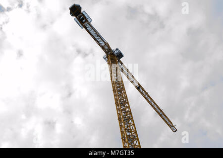Großen Kran von unten Stockfoto