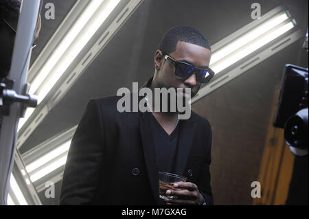 Jeremih - bei der jeremih mit 50 Cent Musik Video für 'Down On Me" am 17. November 2010 gesetzt. Stockfoto