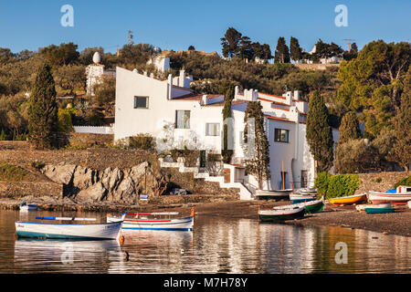 Das Haus von Salvador Dali, heute ein Museum, in Port Lligat, Girona, Katalonien, Spanien. Stockfoto