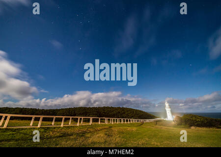 Ein Sternenhimmel über Cape Otway Lighthouse, Victoria, Australien. Stockfoto