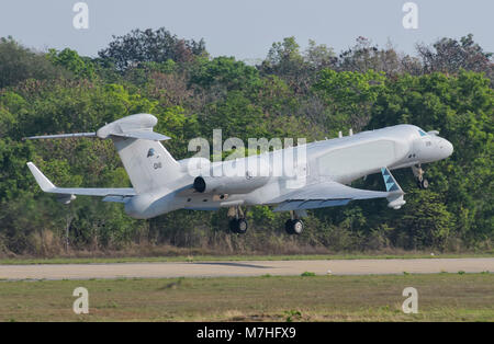 Royal Singapore Air Force G-550 während der Übung bewältigen Tiger 2017. Stockfoto