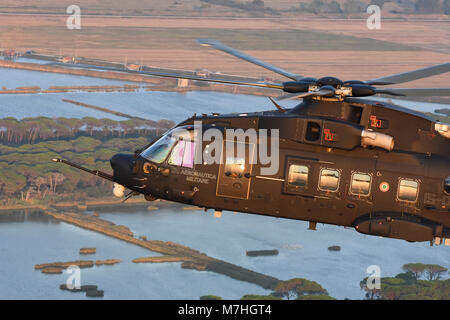 HH-101 Caesar Combat-SAR-Hubschraubers der italienischen Luftwaffe. Stockfoto