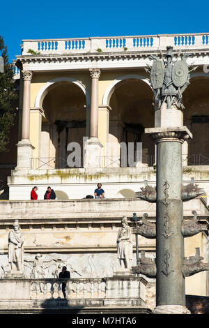 Italien, Latium, Rom, die Piazza del Popolo, Pincio Terrasse Brunnen Göttin Roma zwischen Tiber und Aniene Fluss Stockfoto