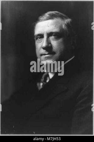 Charles M. Schwab war ein prominenter amerikanischer Industrieller und Geschäftsmann, der für seine Rolle in der Stahlindustrie bekannt war. Er war Präsident der U.S. Steel Corporation und spielte eine wichtige Rolle beim Wachstum der amerikanischen Industrie im späten 19. Und frühen 20. Jahrhundert. Stockfoto