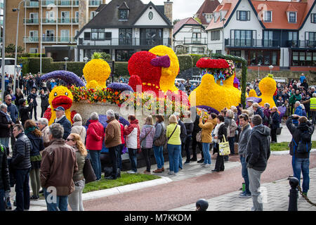 NORDWIJK, Niederlande - 22 April 2017: Der Blumenkorso, Bloemencorso in Niederländisch, ist eine jährliche, farbenfrohes Fest der schönen Blumen. Die Route ist Stockfoto