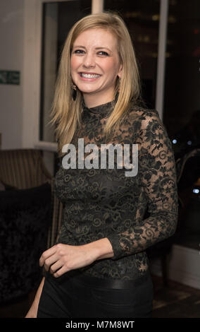 Gäste besuchen Helen Warner: Die Geschichte unseres Lebens-book launch Party mit: Rachel Riley Wo: London, Vereinigtes Königreich, wenn: 08 Feb 2018 Credit: Phil Lewis/WENN.com Stockfoto