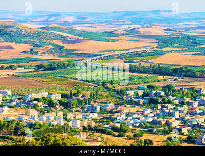 Panoramablick mit Trapani Stadt von Erice, Sizilien Insel, Italien Stockfoto