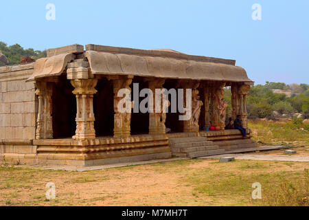 Oder mandapa Hall in der Nähe von Vitthala Temple, Hampi, Karnataka, Indien. Stockfoto