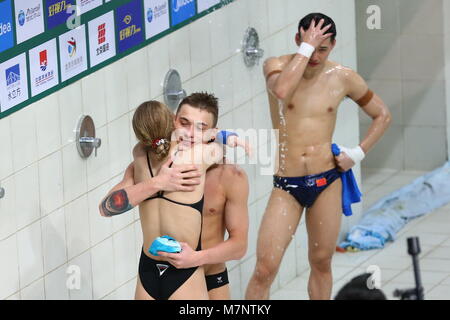 Beijin, Beijin, China. 11 Mär, 2018. Peking, China, 11. März 2018: Chinesische diver Yang Jian gewinnt die Goldmedaille der Männer 10 m-Plattform bei FINA Diving World Serie in Peking, 11. März 2018. Credit: SIPA Asien/ZUMA Draht/Alamy leben Nachrichten Stockfoto