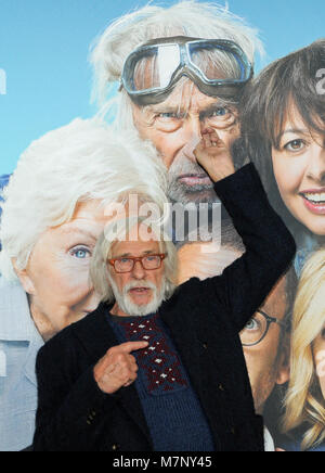 12 März 2018, Deutschland, München: Die französischen Schauspieler Pierre Richard am Fotoshooting von ihrem Film 'Die Sch'tis in Paris (La Ch'tite Famille) (lit. Die Ch'tis in Paris). Die Komödie wird in deutschen Kinos ab 22. März 2018 gezeigt werden. Foto: Ursula Düren/dpa Stockfoto