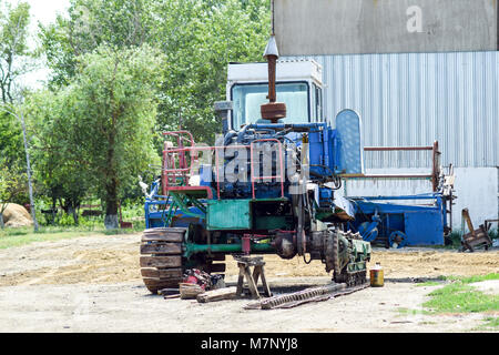 Mähdrescher Landmaschinen Alten rostigen Mähdrescher. Stockfoto