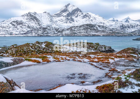 Sund, Ramberg, Leknes, Lofoten, Norwegen; Europa; Stockfoto