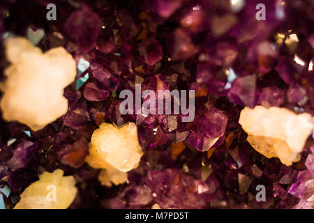 Quartz Crystal Rocks rosa Close up natürliche Stockfoto
