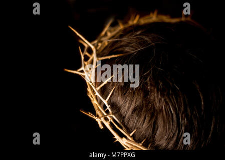 Eine Dornenkrone auf dem Haupt Jesus Christus und das Christentum zu vertreten. Stockfoto