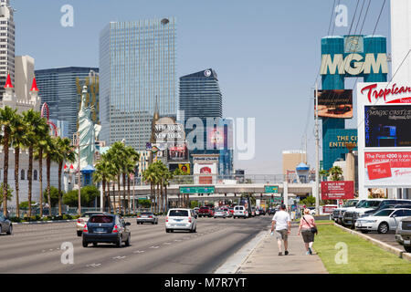 Las Vegas, USA - 19. Mai 2012. New York New York Hotel, Excalibur Hotel und MGM Grand Hotels auf dem Strip, Las Vegas Boulevard. Alle drei Hotels sind Stockfoto