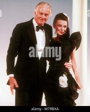 1981 Foto: New York, New York Hubert de Givenchy Audrey Hepburn Foto von Adam Scull - PHOTOlink Stockfoto