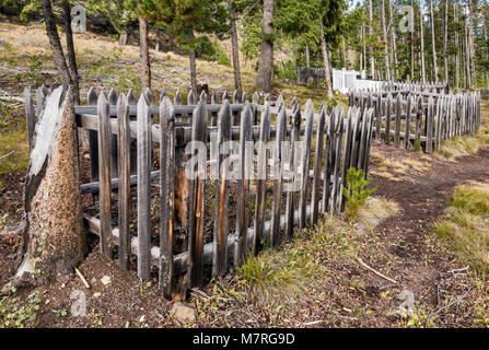 Friedhof von Custer Stadt Ghost Town, Yankee Fork des Salmon River, Custer Autobahn Abenteuer Straße, Salmon-Challis National Forest, Idaho, USA Stockfoto