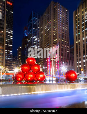 Eine zauberhafte Weihnachten im Rockefeller Center in Manhattan. Stockfoto