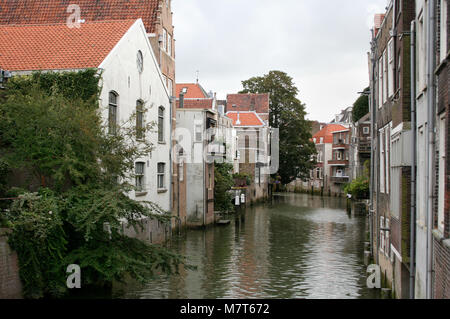 Niederlande, Südholland, Dordrecht, Juni 2016: Blick in den Pottenkade Stockfoto