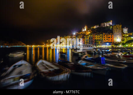 Portovenere bei Nacht/kleinen Hafen in der Nähe der Cinque Terre, La Spezia, Italien/Hafen/Stadt / pro Nacht/ Landschaft/ Nacht Stockfoto