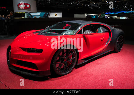 Genf, Schweiz - 6. MÄRZ 2018: Bugatti Chiron Sport Sport Auto auf dem 88. Internationalen Automobilsalon in Genf präsentiert. Stockfoto