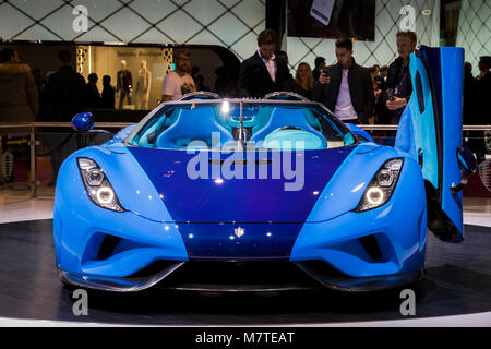 Genf, Schweiz - 6. MÄRZ 2018: Koenigsegg Regera Sport Auto auf dem 88. Internationalen Automobilsalon in Genf präsentiert. Stockfoto