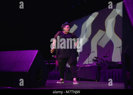 CORAL GABLES, FL - MÄRZ 10: Debbie Deb führt während des Super Freestyle Explosion bei Watsco Zentrum am 10. März in Coral Gables, Florida 2018. Quelle: MPI 10/MediaPunch Stockfoto