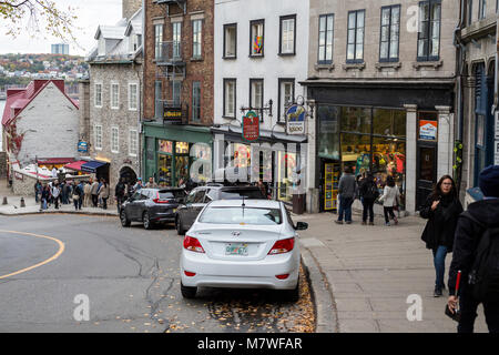 Quebec, Kanada. Street Scene, Cote de la Montagne, zwischen Unter- und Oberstadt. Stockfoto