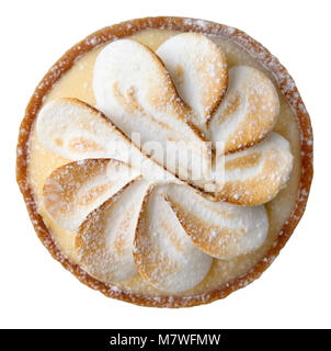 Ein Pariser Tarte au Citron (Lemon tart) mit Baiser wirbelt und Puderzucker Stockfoto