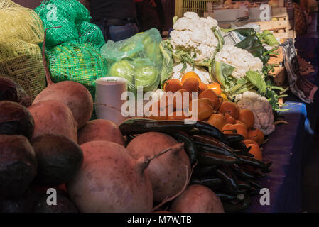 Gemüsemarkt in der Stadt Tlalpujahua in Mexiko Stockfoto