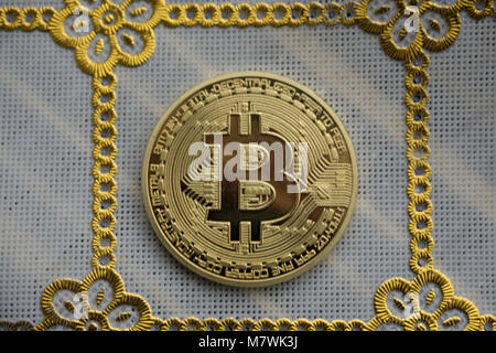 Goldene Bitcoins. Neues virtuelles Geld. Stockfoto