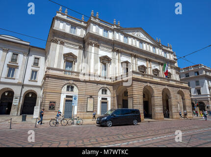 Mailand, Italien, Juni 7, 2017 - Teatro alla Scala (Theater La Scala). Ist das wichtigste Opernhaus in Mailand. Einer der renommiertesten Theater angesehen Stockfoto