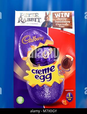 Cadbury Creme Egg easter egg Stockfoto