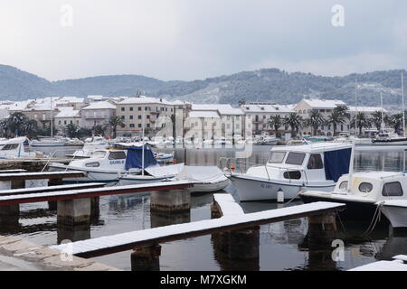 Schnee in Vela Luka insel Korcula Stockfoto