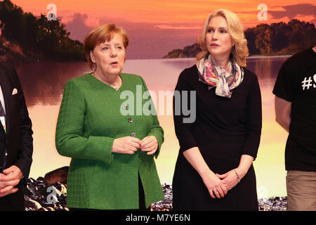 Berlin, Deutschland, 06.3.18, Dr. Angela Merkel (Bundeskanzlerin der Bundesrepublik Deutschland, Manuela Schwesig (Ministerpräsident Mecklenburg-vorpommern) att Stockfoto