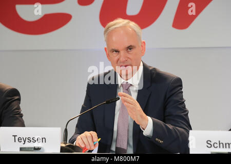 Essen, Deutschland, 13. März 2018, EON und RWE Pressekonferenz: EON CEO Johannes Teyssen. Credit: Jürgen Schwarz/Alamy leben Nachrichten Stockfoto