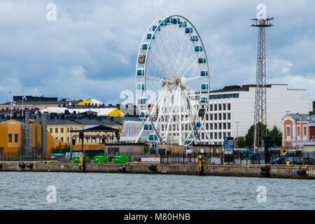 Helsinki, Finnland. August 26, 2017. Blick auf das Skywheel Helsinki Stockfoto