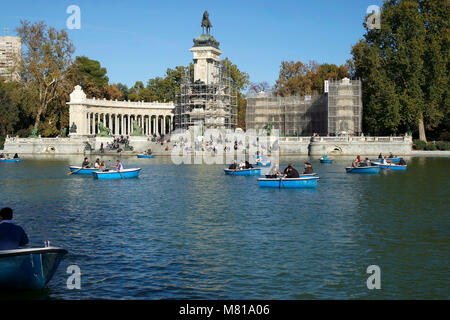 Denkmal Alfonsos XII, Parque del Retiro, Madrid. Stockfoto