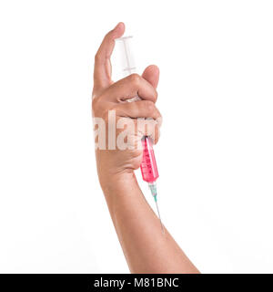 Fat woman holding Spritze und roten Droge zu Ihrem Handgelenk auf weißem Hintergrund injizieren Stockfoto