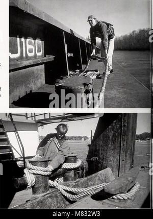 „Coast Watch“ (1979) hebt die Umweltüberwachung und den Schutz der Küstenökosysteme hervor, wobei der Schwerpunkt auf Ozeanographie, Verschmutzungskontrolle und den Bemühungen zur Erhaltung der Küsten liegt. Stockfoto